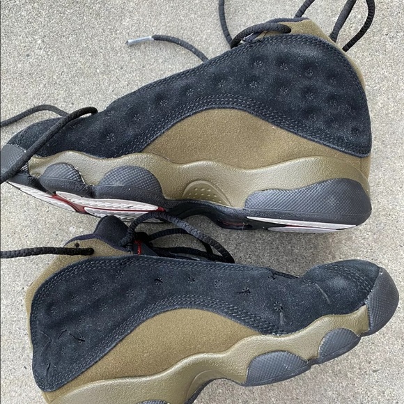 Nike Jordan Xlll Olive Kids Size 13C Rare - Picture 3 of 7